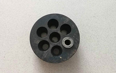 怒江缓粘结钢绞线 洪灏自称“精准逃顶”引追问：黄金主力合约从未见到4500美元 他是怎么卖的？